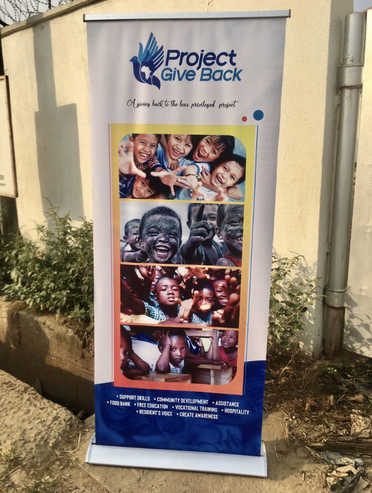 Roll-up banner